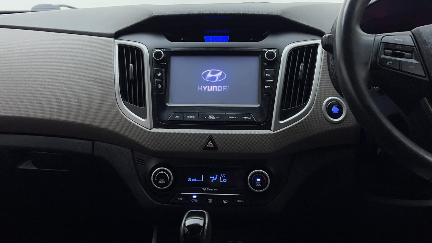 Used 2016 Hyundai Creta 1.6 SX Plus AT Petrol Petrol Automatic interior MUSIC SYSTEM & AC CONTROL VIEW
