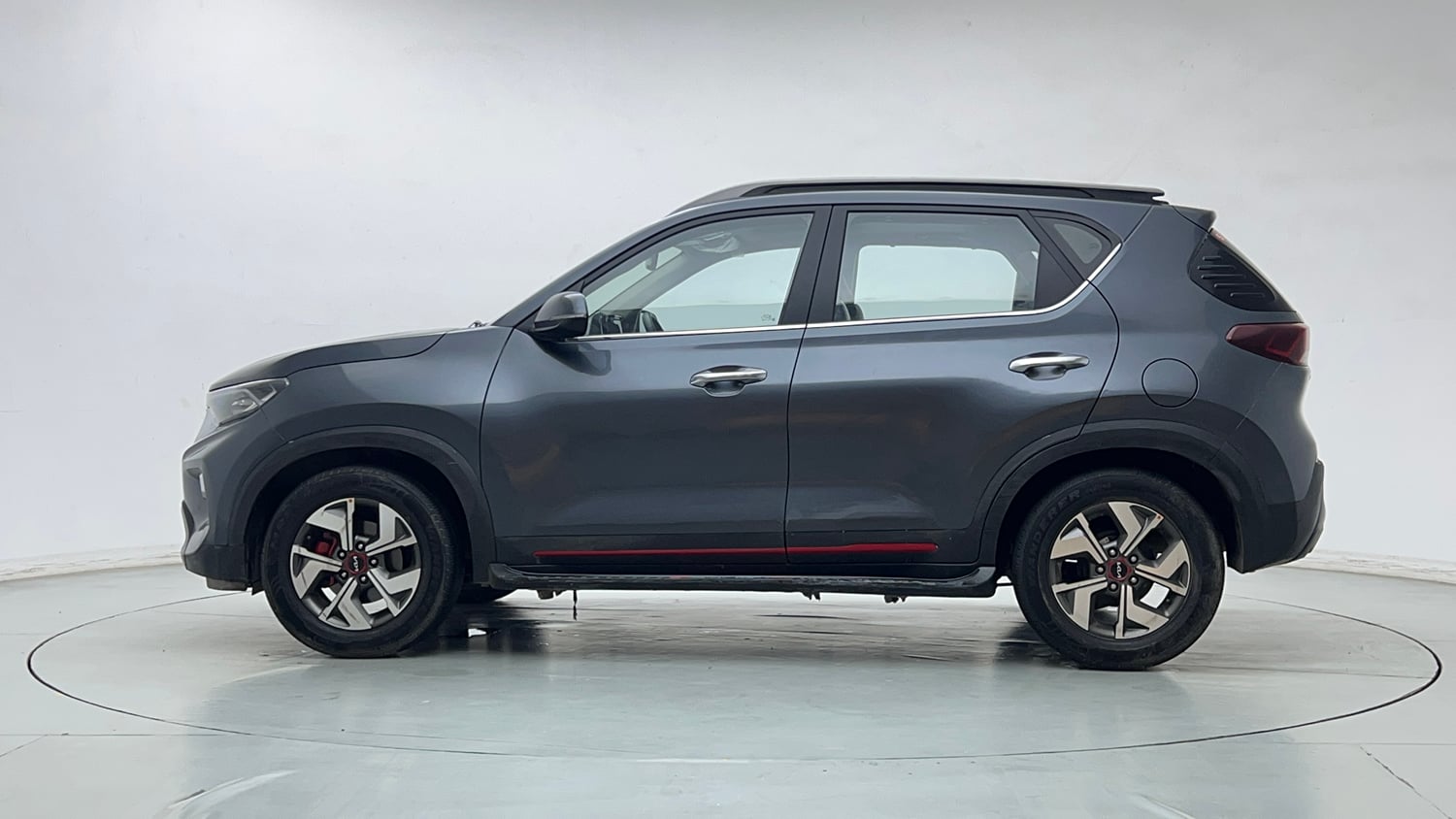Used 2022 Kia Sonet GTX Plus 1.0 DCT Petrol Automatic exterior LEFT SIDE VIEW
