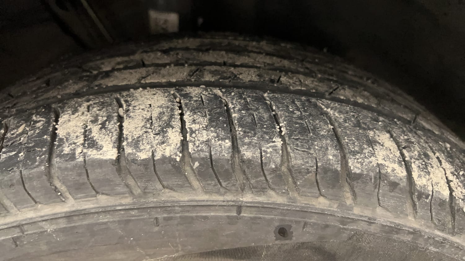 Used 2022 Skoda Slavia Style 1.0L TSI AT Petrol Automatic tyres RIGHT FRONT TYRE TREAD VIEW