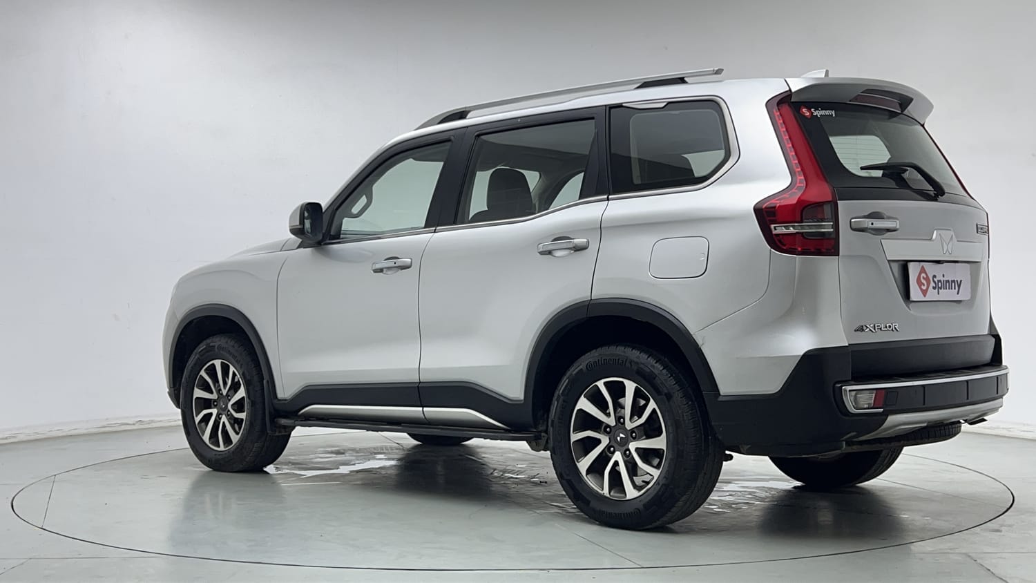 Used 2022 Mahindra Scorpio N Z8 L Diesel AT 4WD 7 STR Diesel Automatic exterior LEFT REAR CORNER VIEW