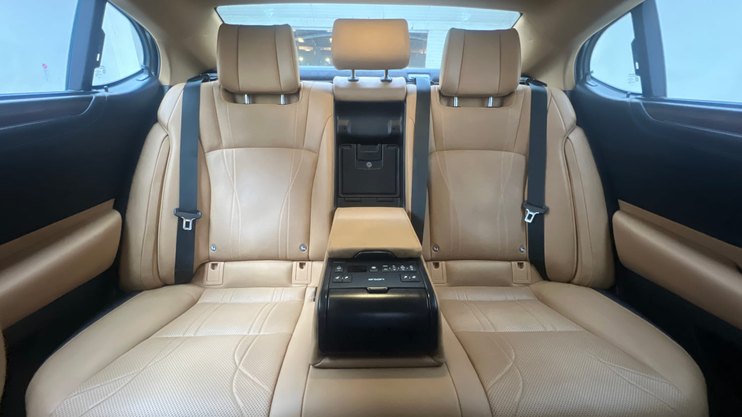 Used 2023 Lexus ES 300h Luxury Hybrid Automatic interior REAR SEAT CONDITION VIEW