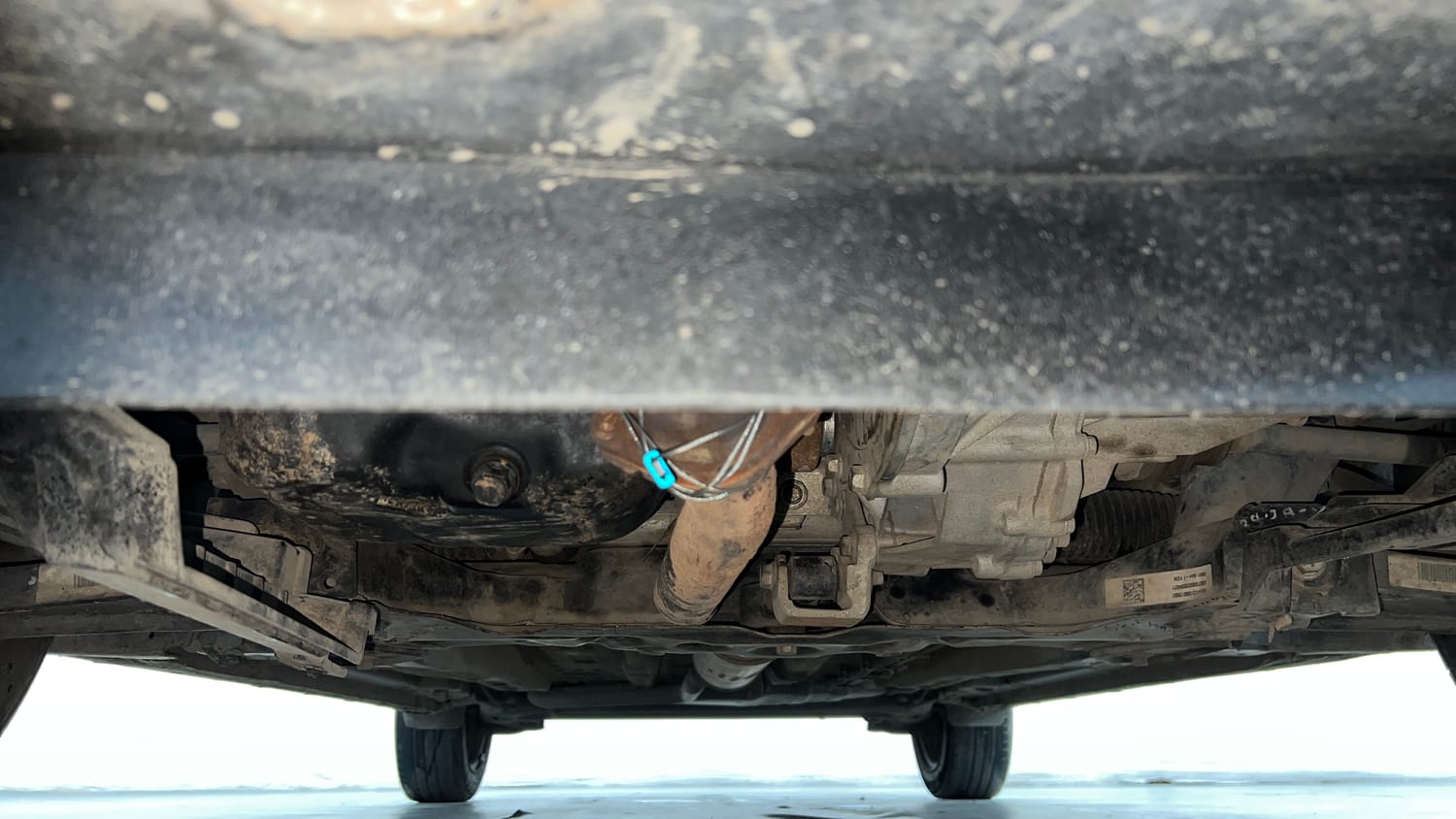 Used 2023 Tata Altroz XM Plus Petrol Petrol Manual extra FRONT LEFT UNDERBODY VIEW