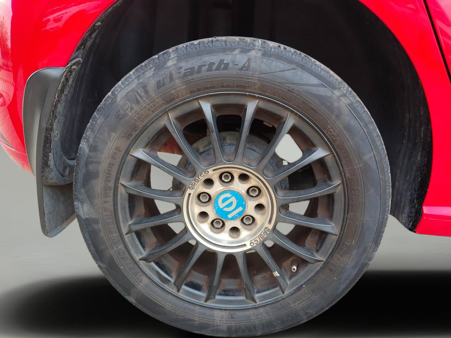 Used 2019 Volkswagen Polo Trendline 1.0L (P) Petrol Manual tyres RIGHT REAR TYRE RIM VIEW