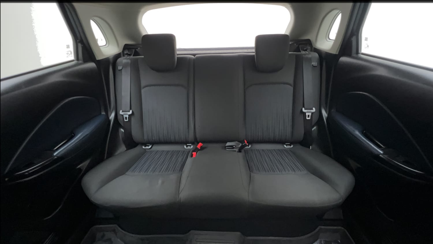 Used 2022 Maruti Suzuki Baleno Zeta MT Petrol Manual interior REAR SEAT CONDITION VIEW