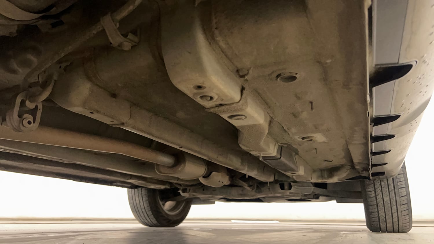 Used 2021 Hyundai Creta SX 1.5 Petrol Petrol Manual extra REAR RIGHT UNDERBODY VIEW