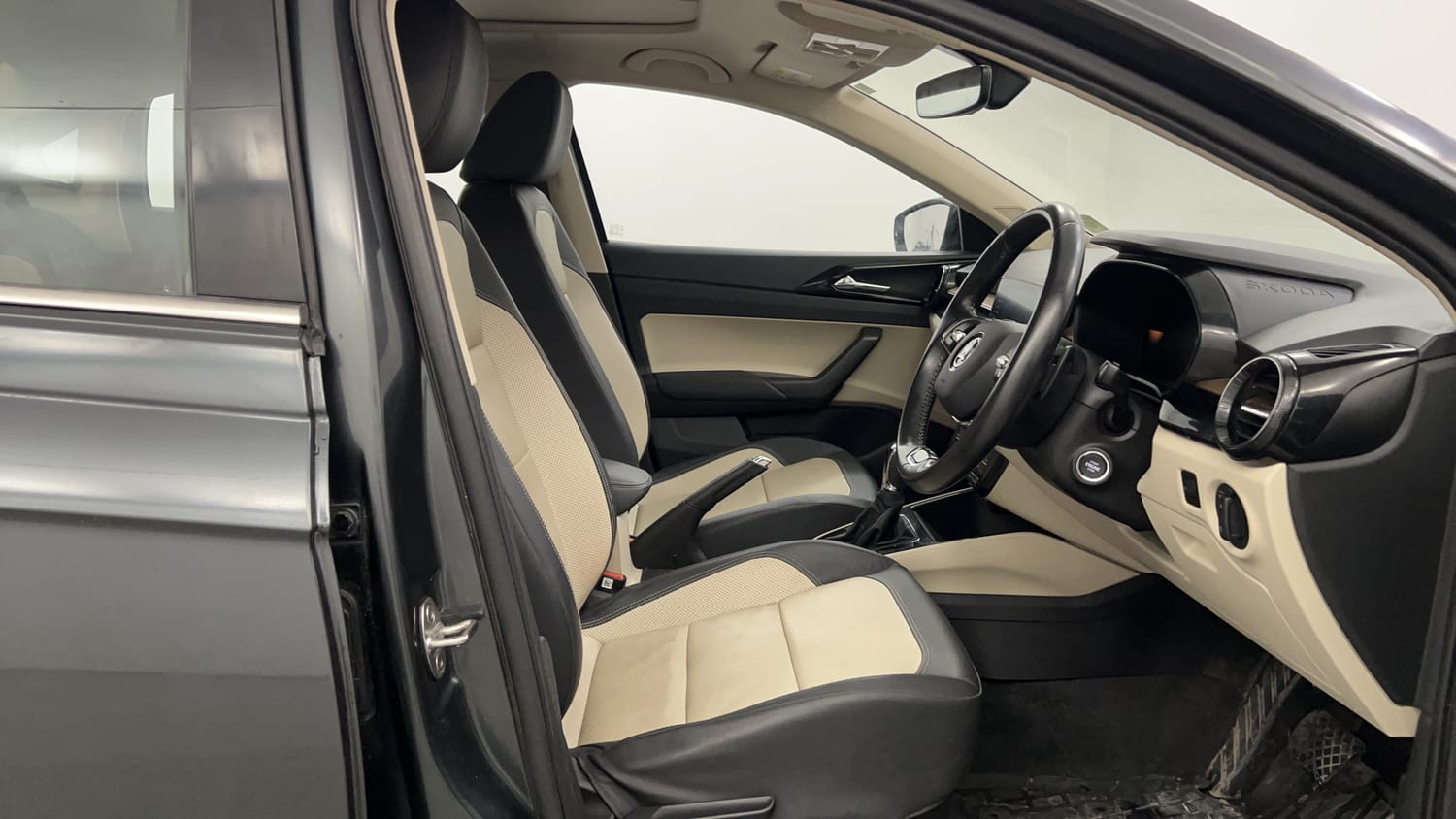 Used 2022 Skoda Slavia Style 1.0L TSI AT Petrol Automatic interior RIGHT SIDE FRONT DOOR CABIN VIEW