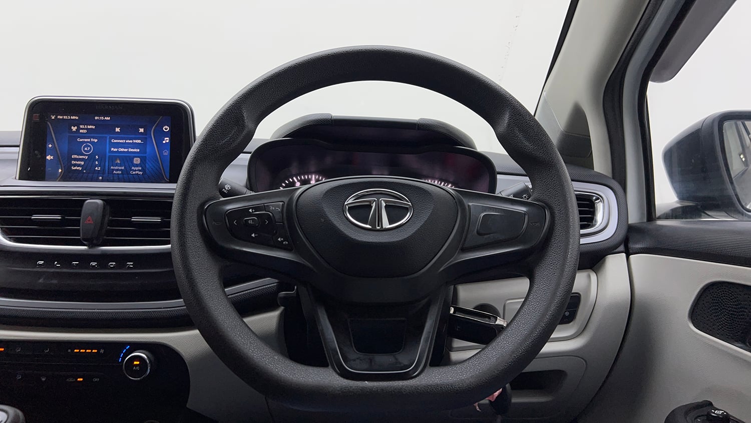 Used 2023 Tata Altroz XM Plus Petrol Petrol Manual interior STEERING VIEW