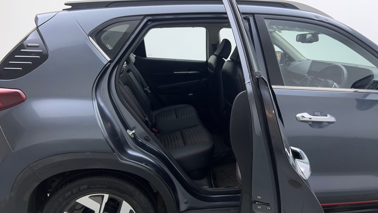 Used 2022 Kia Sonet GTX Plus 1.0 DCT Petrol Automatic interior RIGHT SIDE REAR DOOR CABIN VIEW