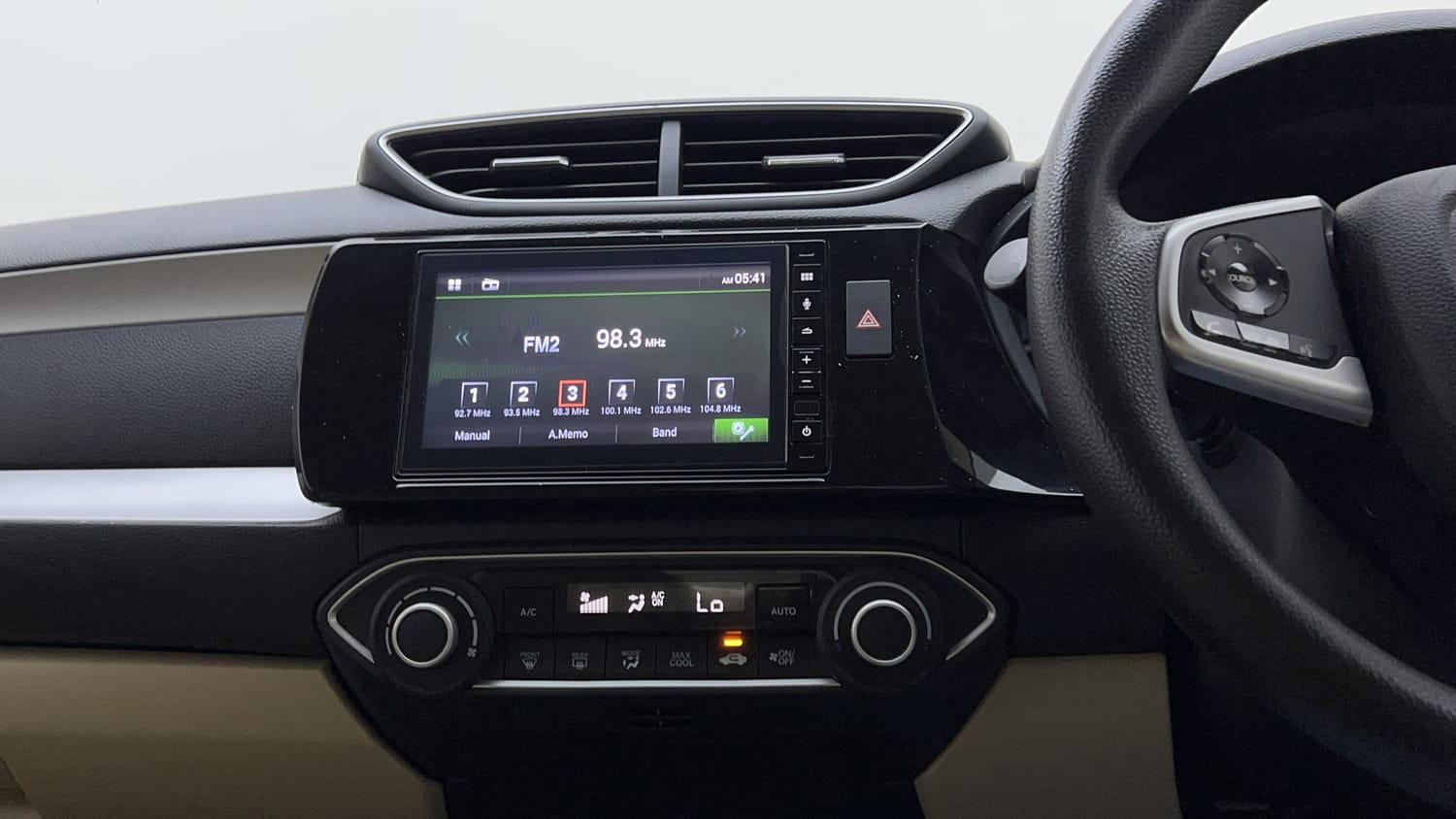 Used 2024 Honda Amaze VX 1.2 Petrol MT Petrol Manual interior MUSIC SYSTEM & AC CONTROL VIEW
