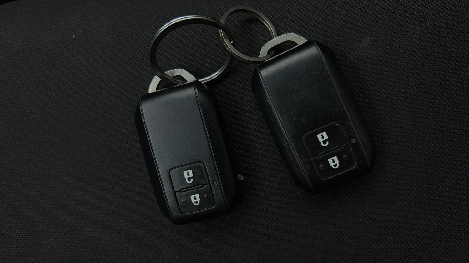 Used 2022 Maruti Suzuki Baleno Zeta MT Petrol Manual extra CAR KEY VIEW
