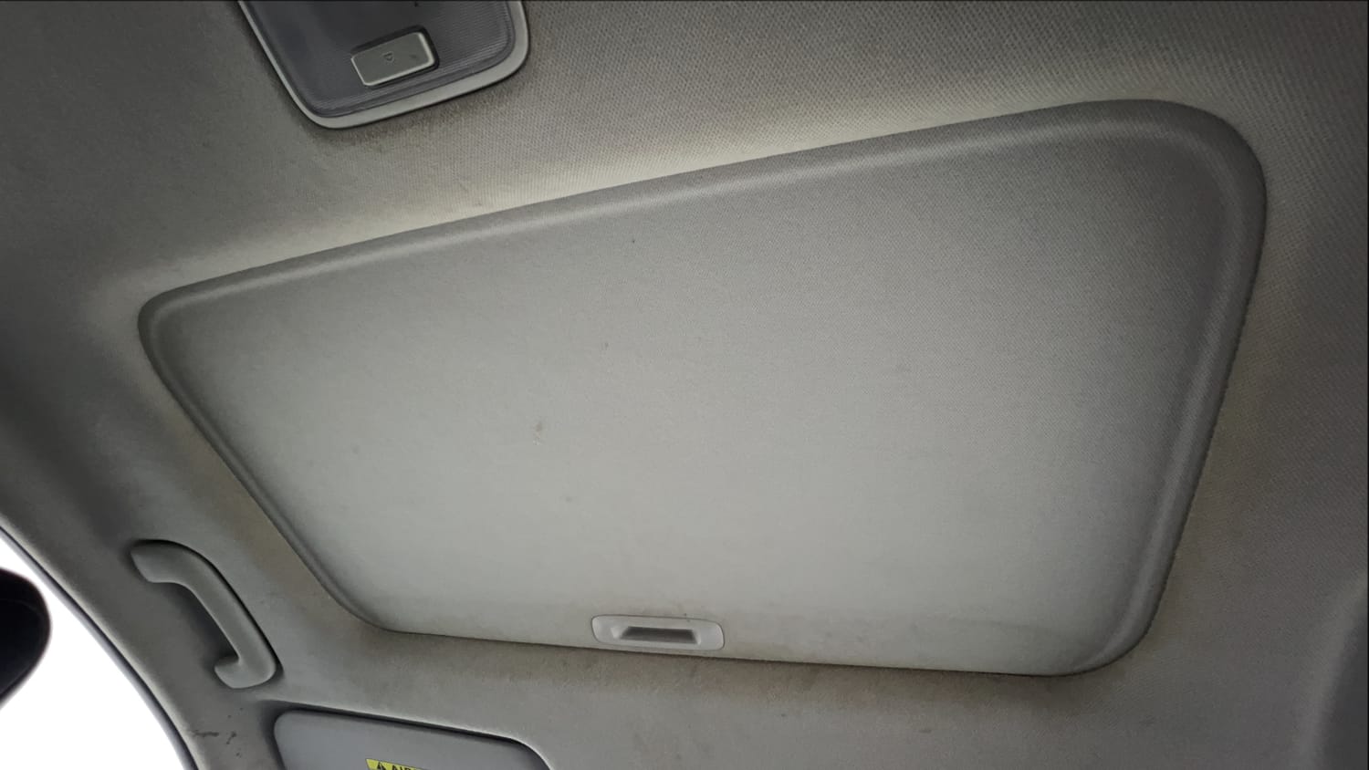 Used 2023 Hyundai Verna SX (O) 1.5 Turbo Petrol MT Petrol Manual top_features Sunroof