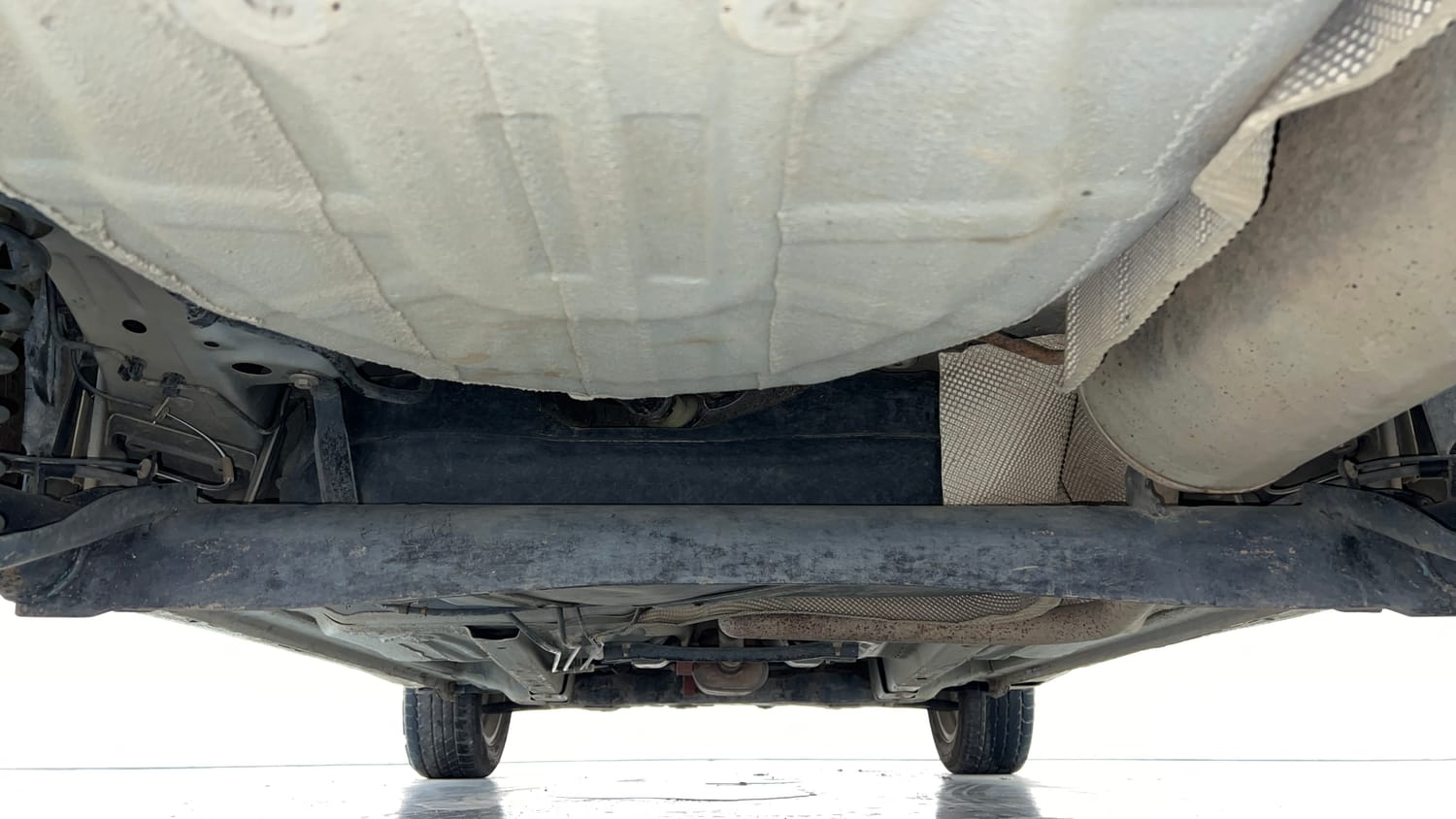 Used 2021 Ford Figo Aspire Titanium 1.2 Ti-VCT Petrol Manual extra REAR UNDERBODY VIEW (TAKEN FROM REAR)