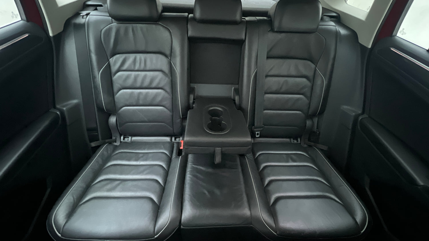 Used 2022 Volkswagen Tiguan Elegance 2.0 TSI DSG Petrol Automatic interior REAR SEAT CONDITION VIEW
