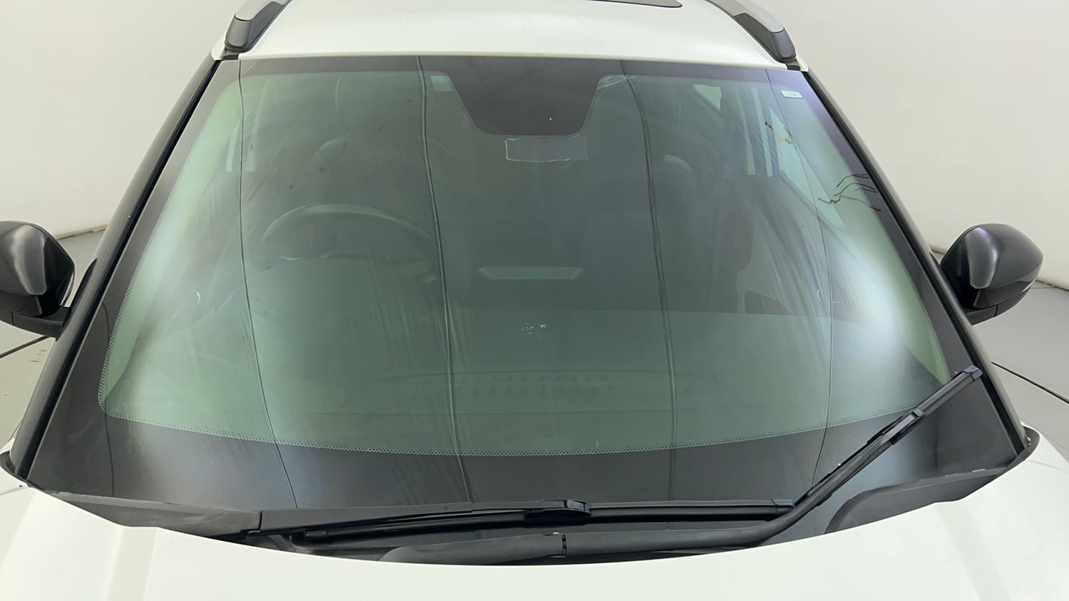 Used 2023 Tata Nexon XZA Plus (S) Petrol Automatic exterior FRONT WINDSHIELD VIEW