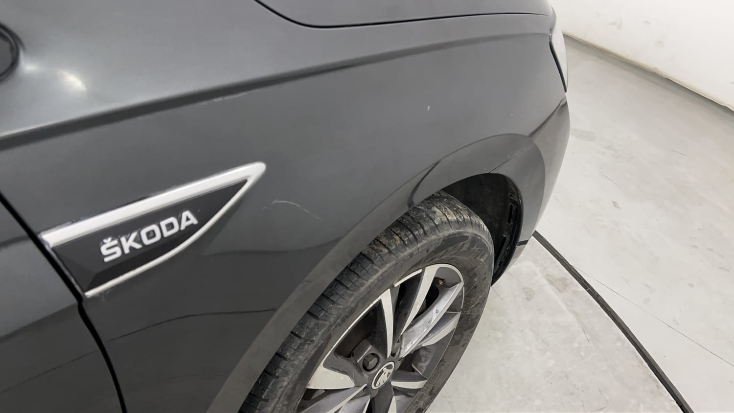 Used 2022 Skoda Slavia Style 1.0L TSI AT Petrol Automatic dents MINOR DENT