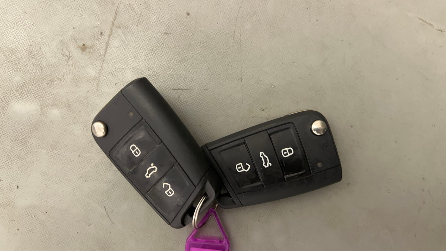 Used 2022 Skoda Slavia Style 1.0L TSI AT Petrol Automatic extra CAR KEY VIEW