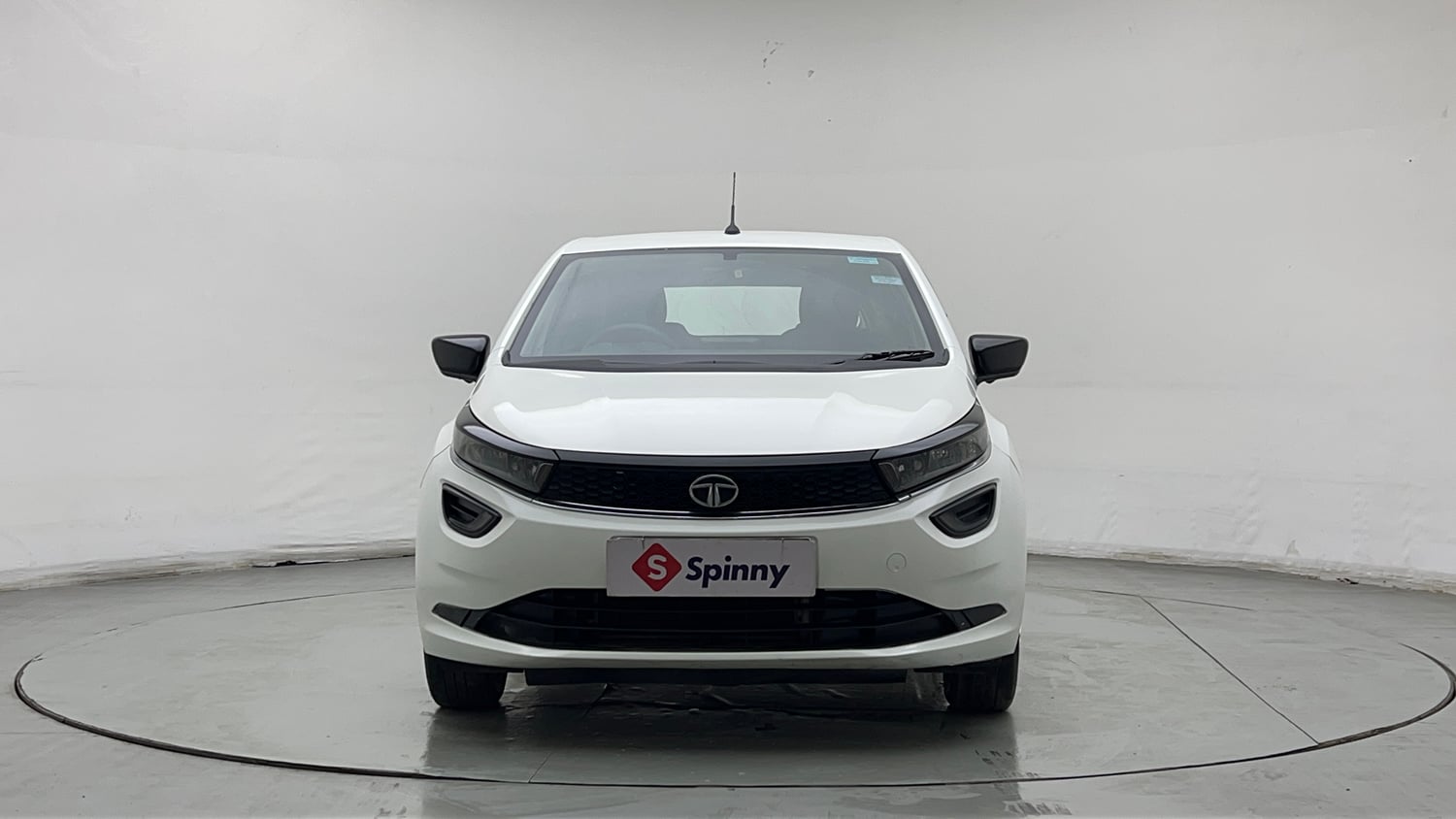 Used 2023 Tata Altroz XM Plus Petrol Petrol Manual exterior FRONT VIEW
