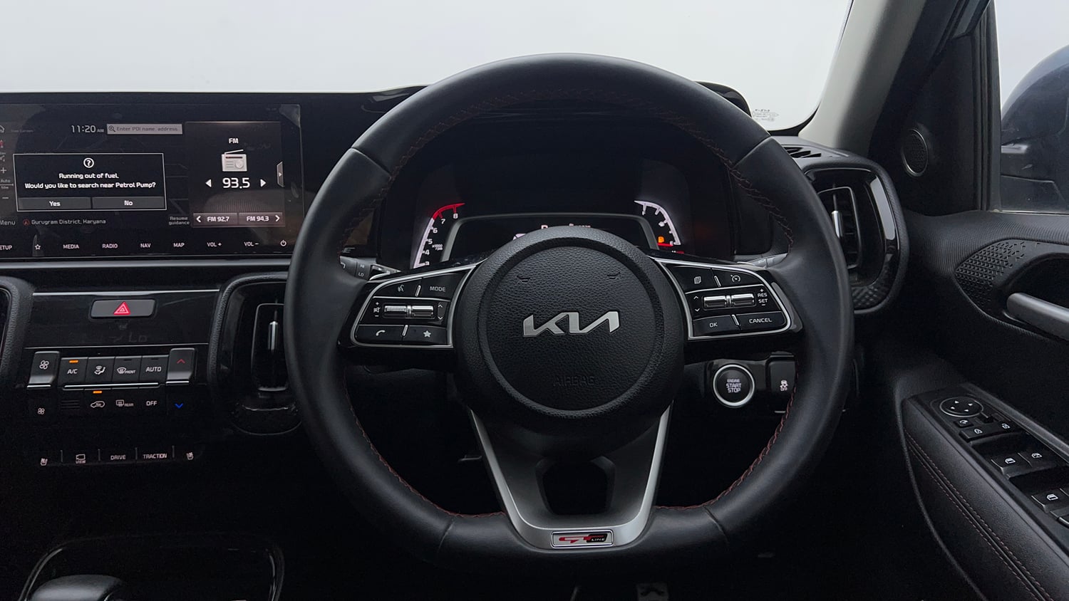 Used 2022 Kia Sonet GTX Plus 1.0 DCT Petrol Automatic interior STEERING VIEW