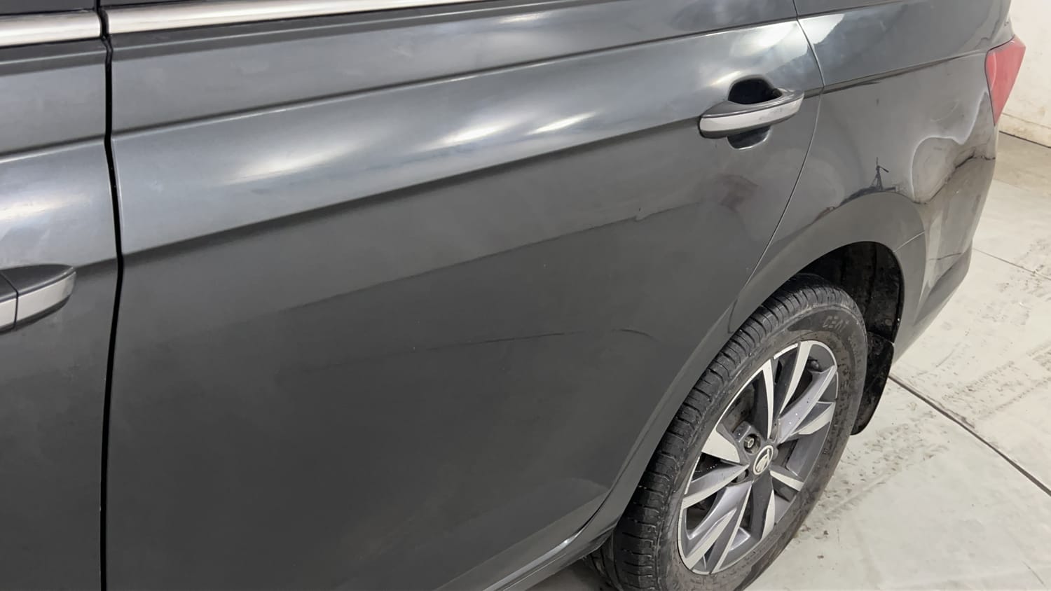 Used 2022 Skoda Slavia Style 1.0L TSI AT Petrol Automatic dents MINOR SCRATCH