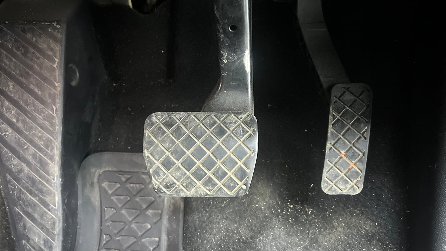 Used 2022 Volkswagen Tiguan Elegance 2.0 TSI DSG Petrol Automatic interior PEDALS VIEW