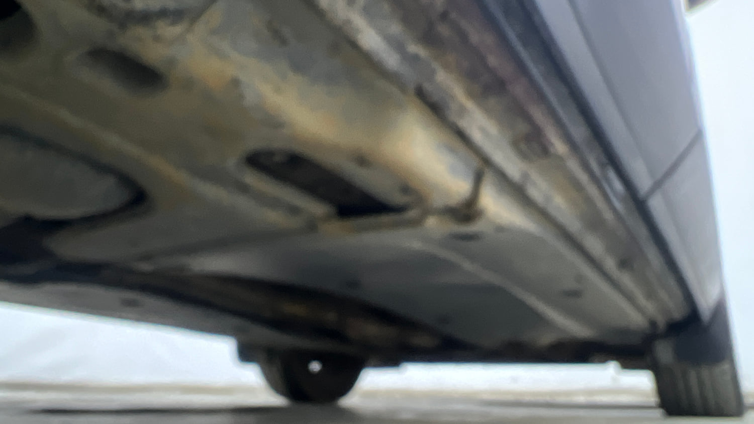 Used 2022 Volkswagen Tiguan Elegance 2.0 TSI DSG Petrol Automatic extra REAR RIGHT UNDERBODY VIEW