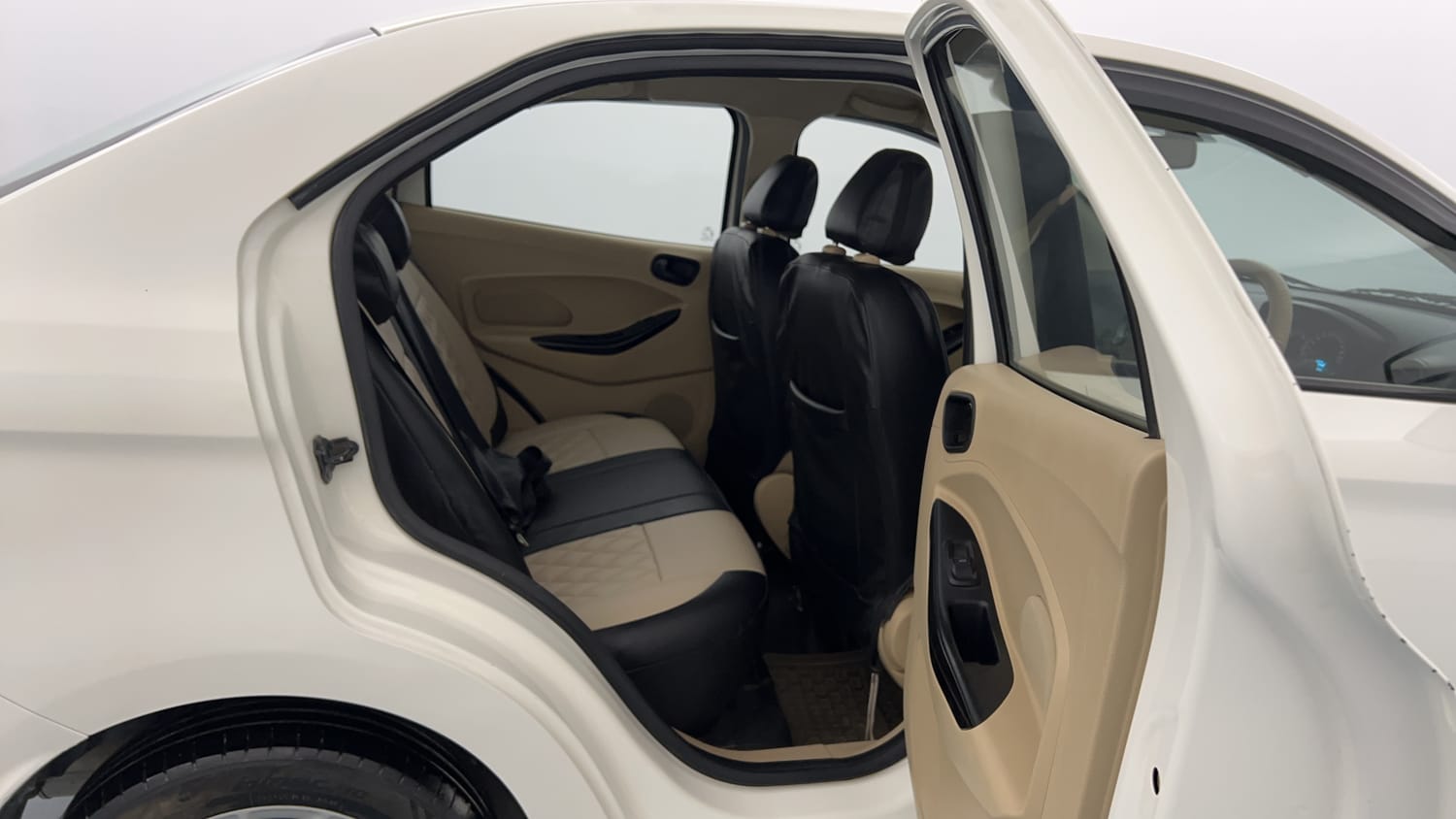 Used 2021 Ford Figo Aspire Titanium 1.2 Ti-VCT Petrol Manual interior RIGHT SIDE REAR DOOR CABIN VIEW