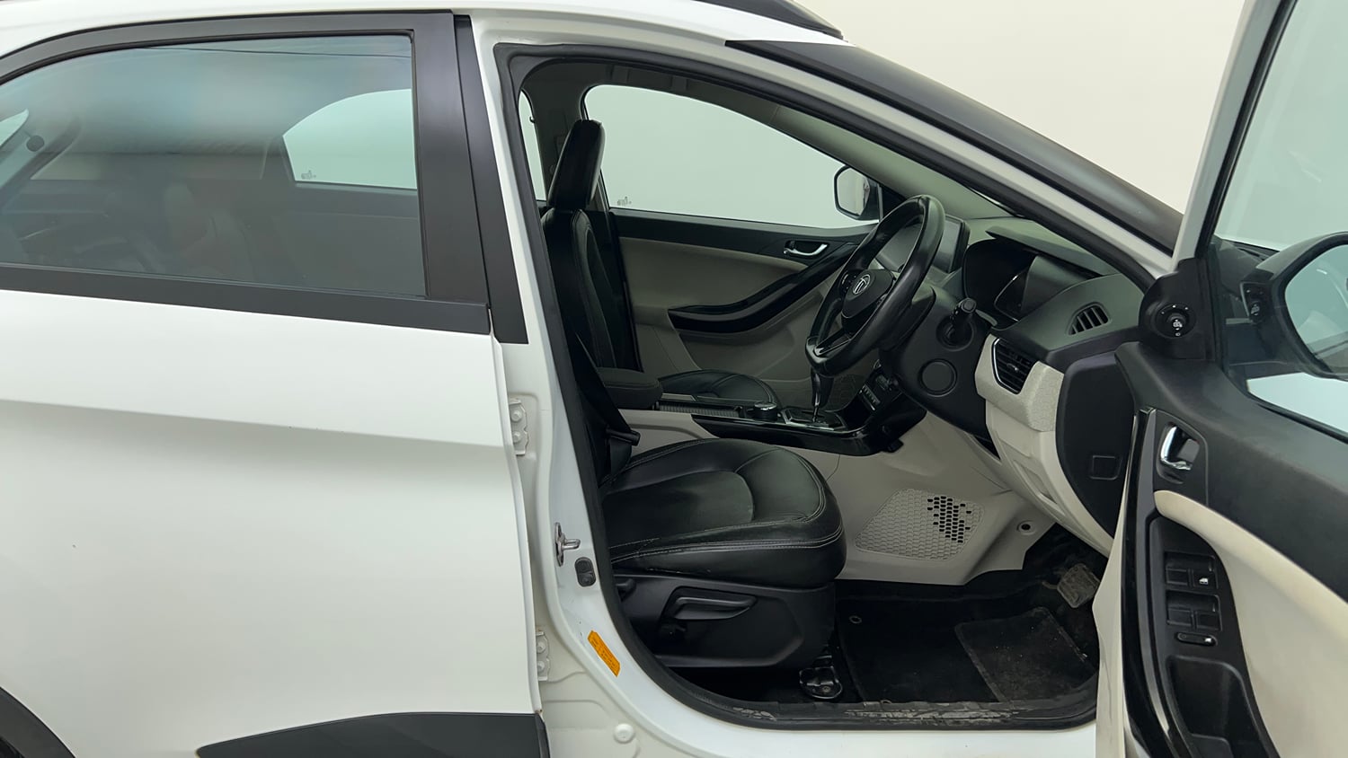 Used 2023 Tata Nexon XZA Plus (S) Petrol Automatic interior RIGHT SIDE FRONT DOOR CABIN VIEW