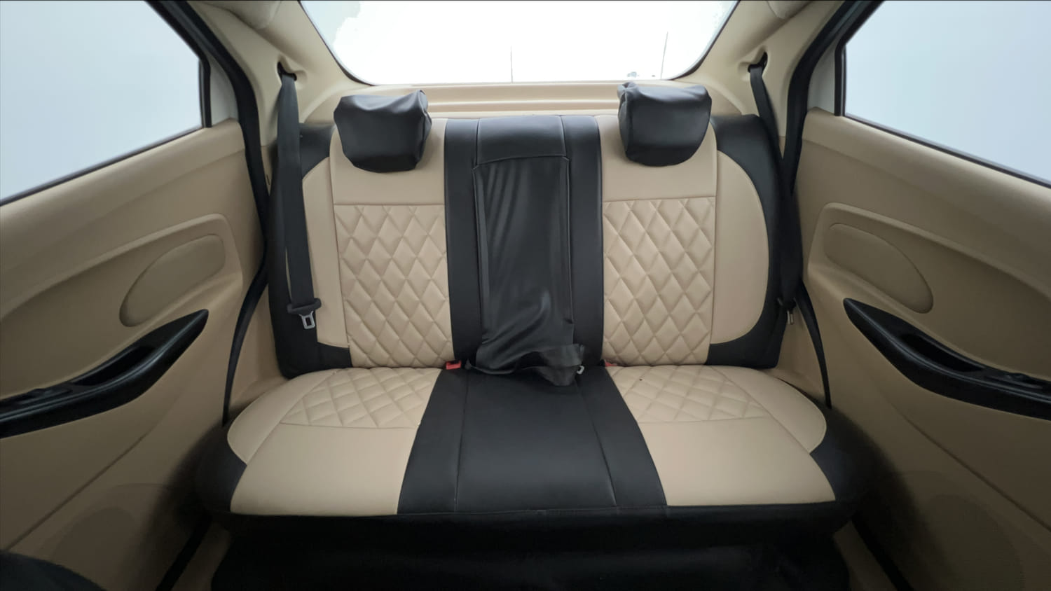 Used 2021 Ford Figo Aspire Titanium 1.2 Ti-VCT Petrol Manual interior REAR SEAT CONDITION VIEW