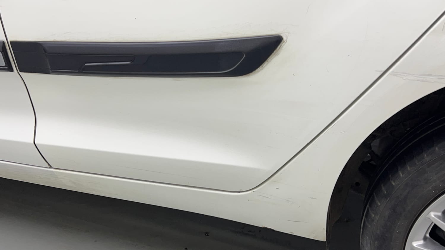 Used 2023 Tata Altroz XM Plus Petrol Petrol Manual dents MINOR SCRATCH