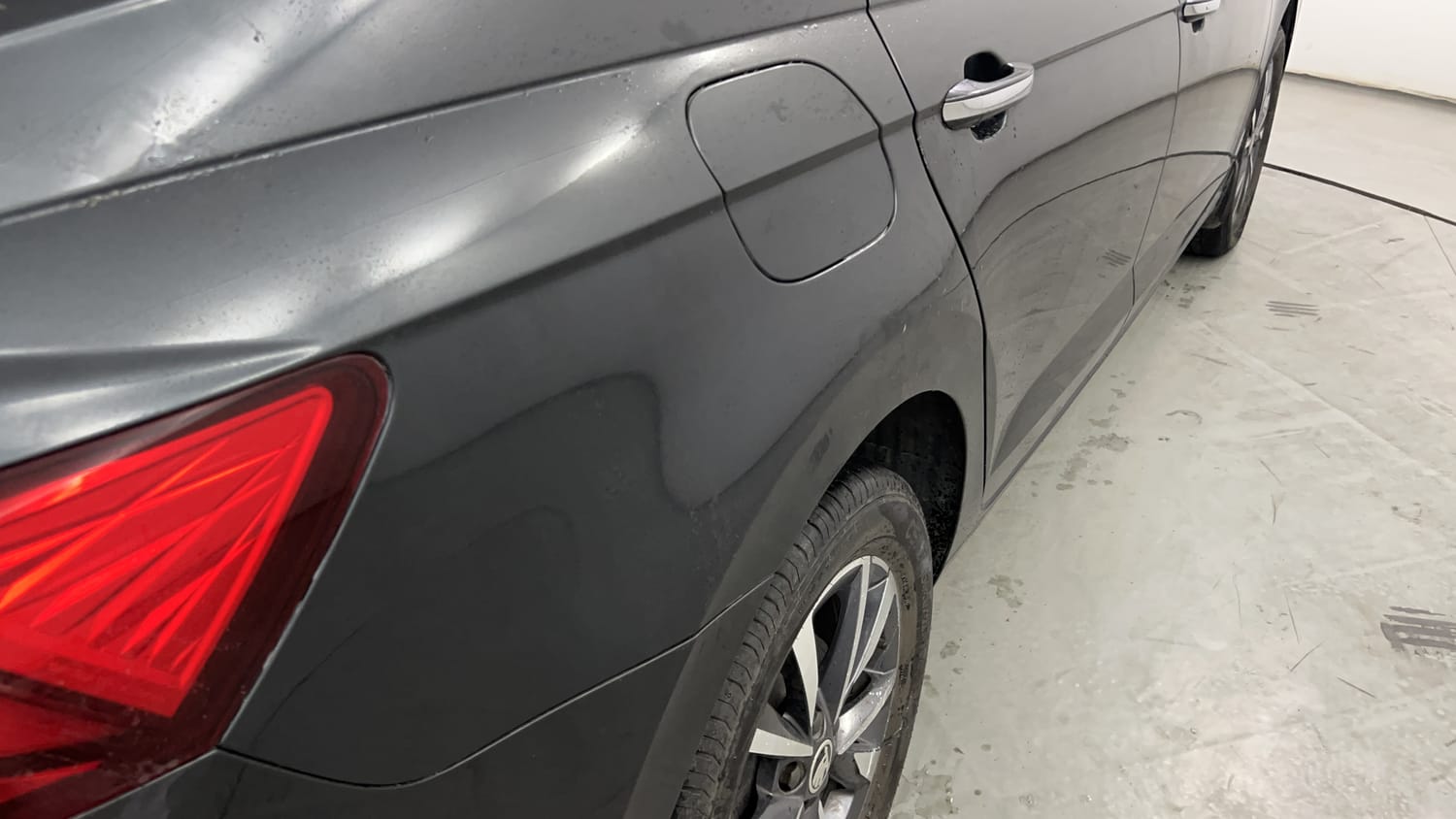 Used 2022 Skoda Slavia Style 1.0L TSI AT Petrol Automatic dents MINOR SCRATCH
