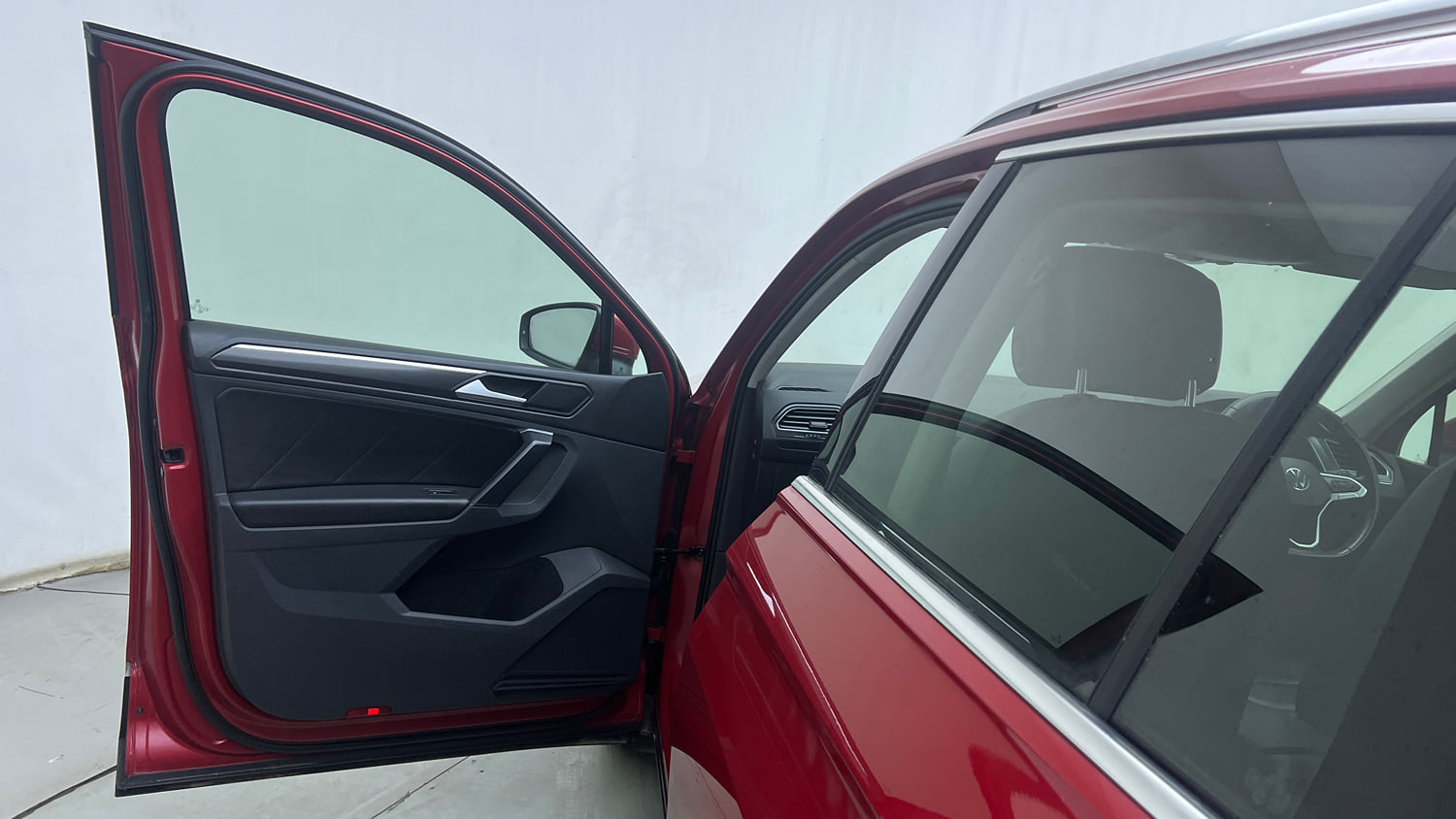 Used 2022 Volkswagen Tiguan Elegance 2.0 TSI DSG Petrol Automatic interior LEFT FRONT DOOR OPEN VIEW