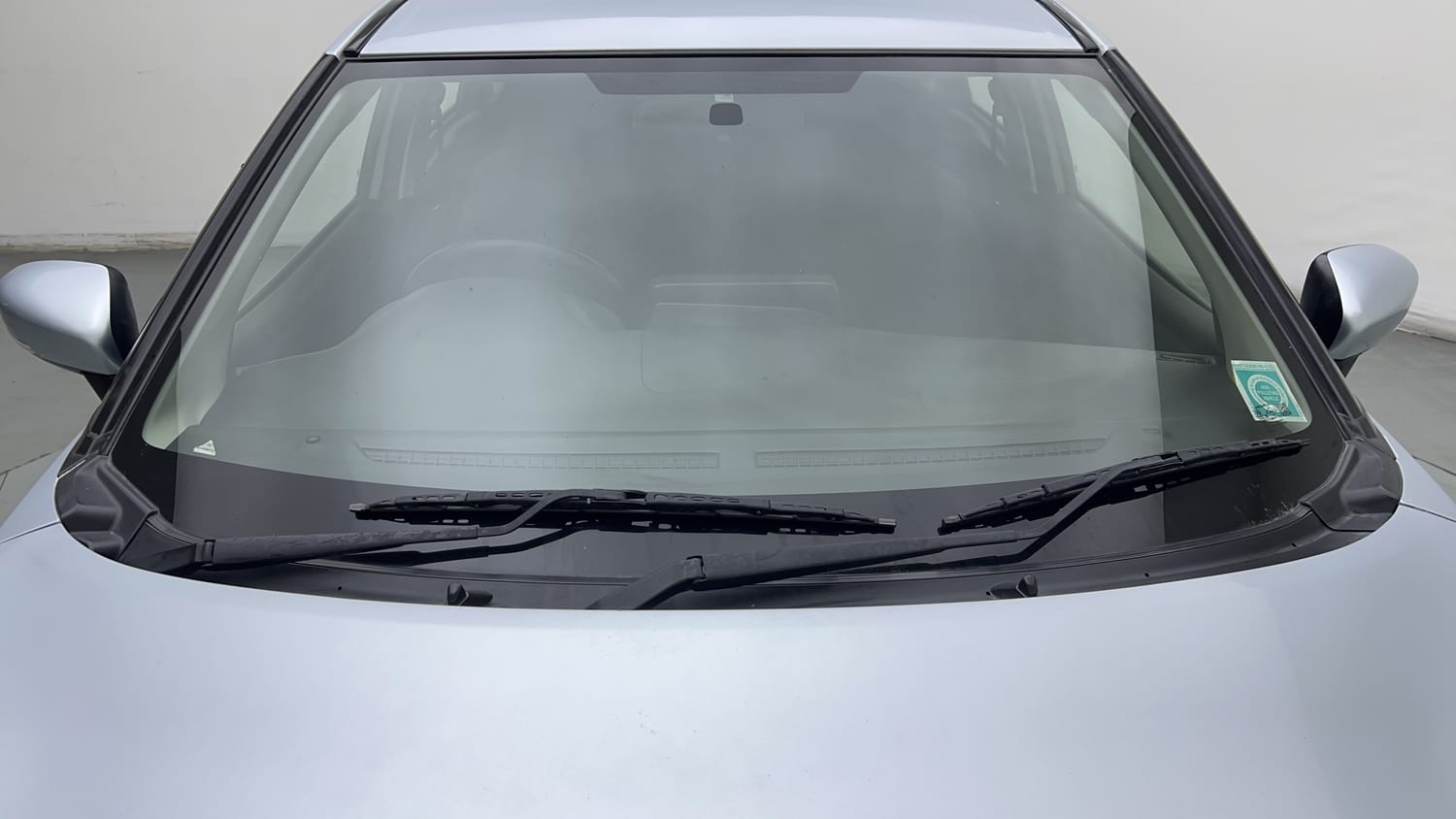 Used 2022 Maruti Suzuki Baleno Zeta MT Petrol Manual exterior FRONT WINDSHIELD VIEW