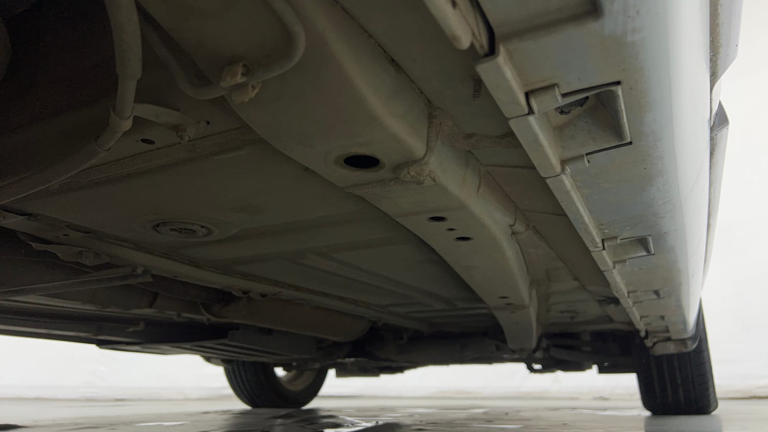 Used 2022 Maruti Suzuki Baleno Zeta MT Petrol Manual extra REAR RIGHT UNDERBODY VIEW