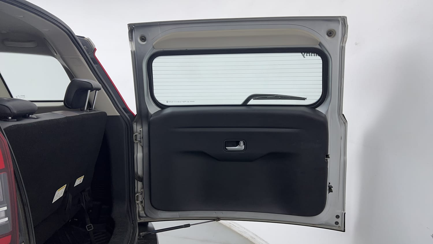 Used 2022 Mahindra Scorpio N Z8 L Diesel AT 4WD 7 STR Diesel Automatic interior DICKY DOOR OPEN VIEW