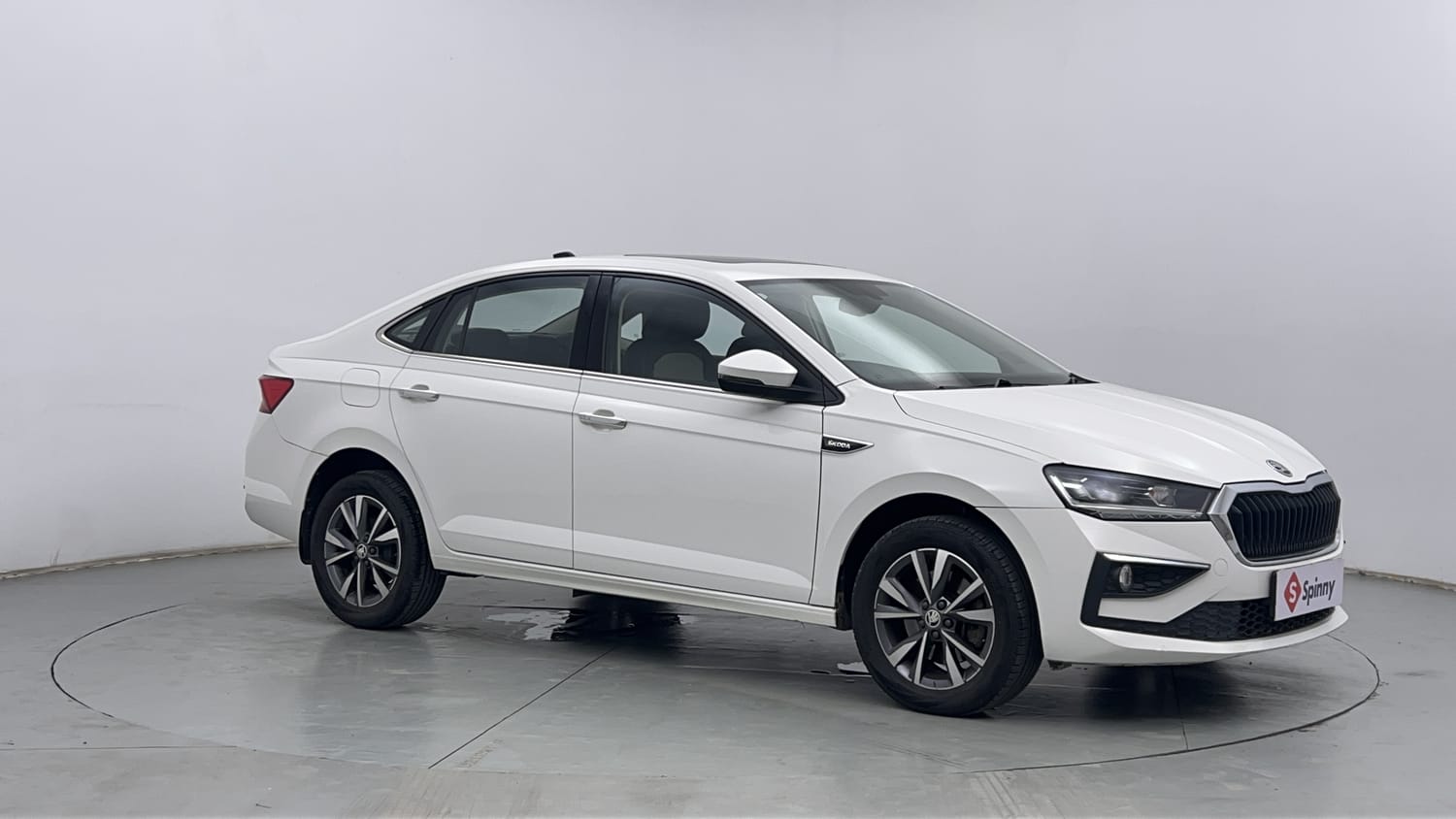 Used 2024 Skoda Slavia Style 1.5L TSI DSG Petrol Automatic exterior RIGHT FRONT CORNER VIEW