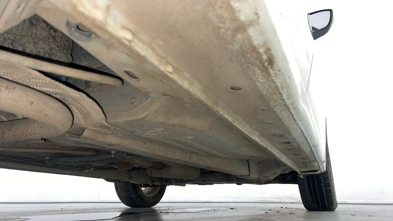 Used 2021 Ford Figo Aspire Titanium 1.2 Ti-VCT Petrol Manual extra REAR RIGHT UNDERBODY VIEW