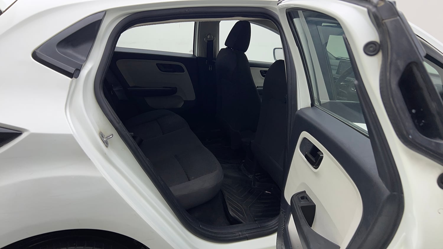 Used 2023 Tata Altroz XM Plus Petrol Petrol Manual interior RIGHT SIDE REAR DOOR CABIN VIEW