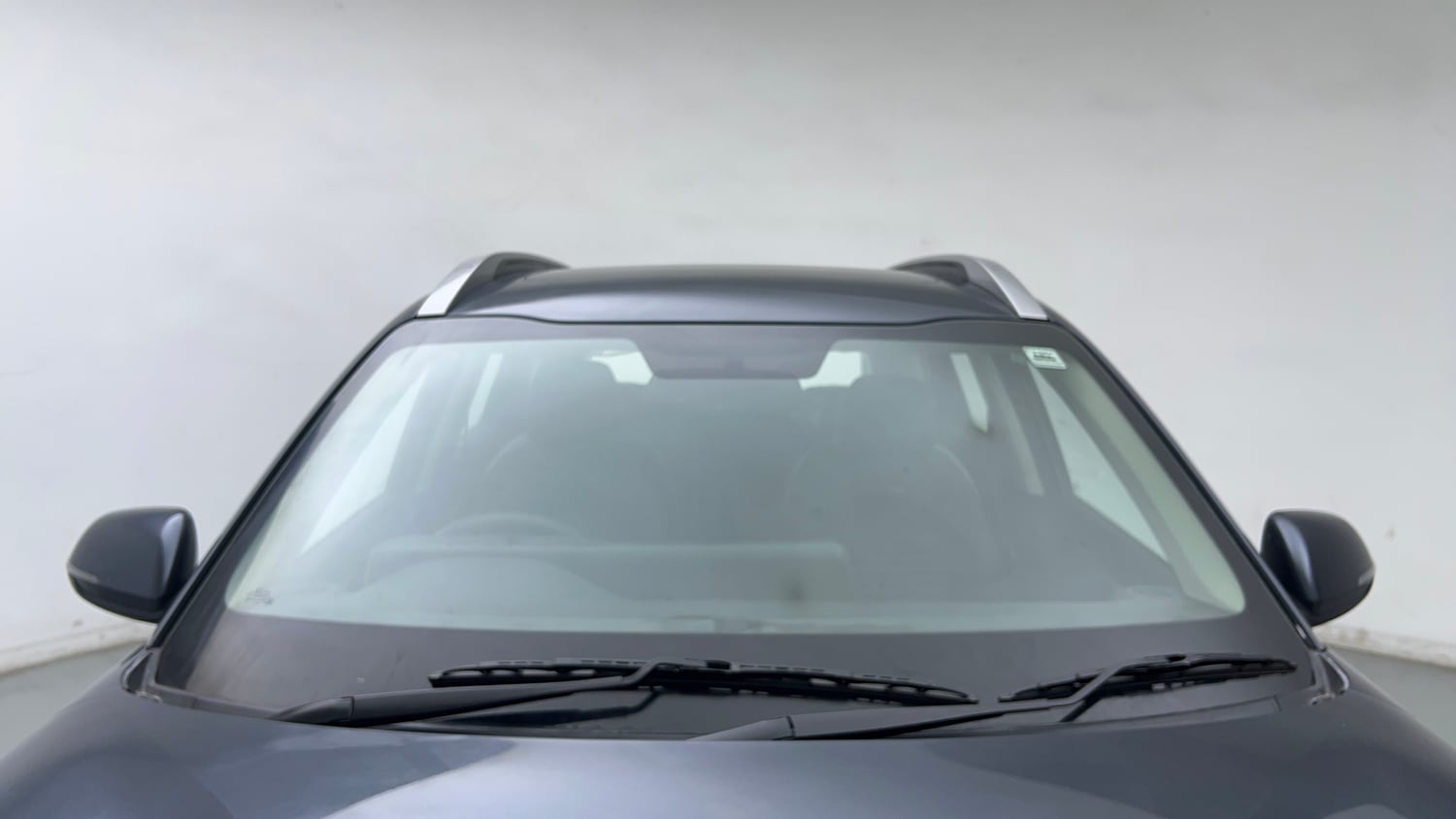 Used 2022 Kia Sonet GTX Plus 1.0 DCT Petrol Automatic exterior FRONT WINDSHIELD VIEW