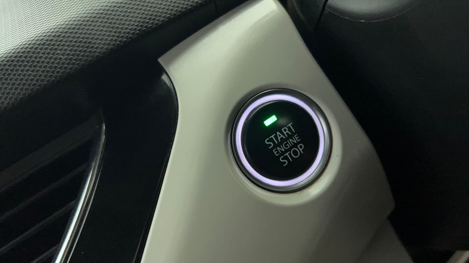 Used 2023 Tata Nexon XZA Plus (S) Petrol Automatic top_features Keyless start