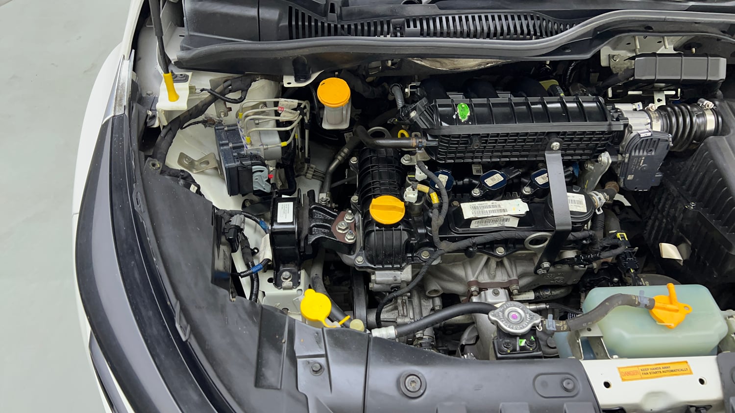 Used 2023 Tata Altroz XM Plus Petrol Petrol Manual engine ENGINE RIGHT SIDE VIEW
