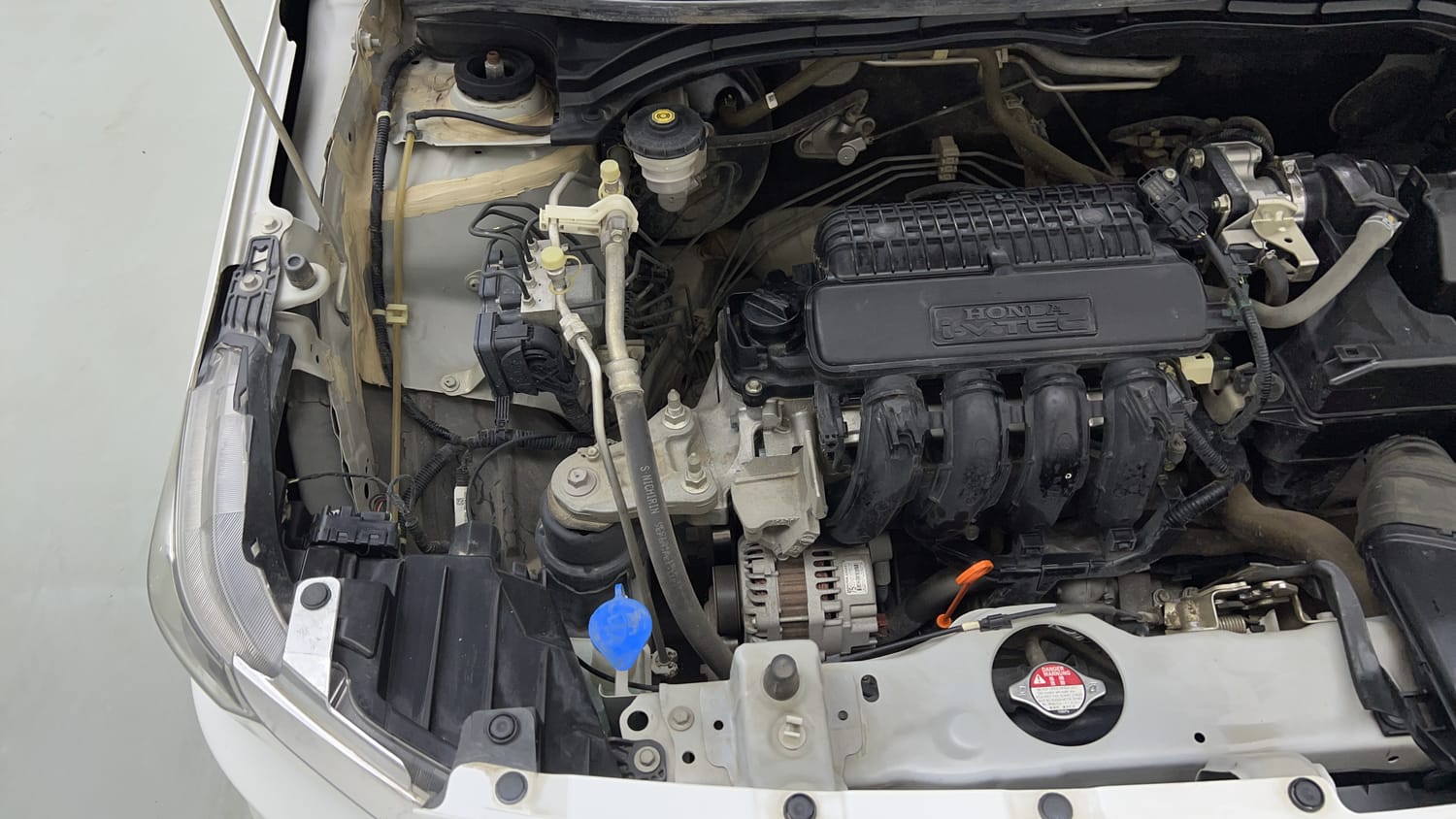 Used 2024 Honda Amaze VX 1.2 Petrol MT Petrol Manual engine ENGINE RIGHT SIDE VIEW