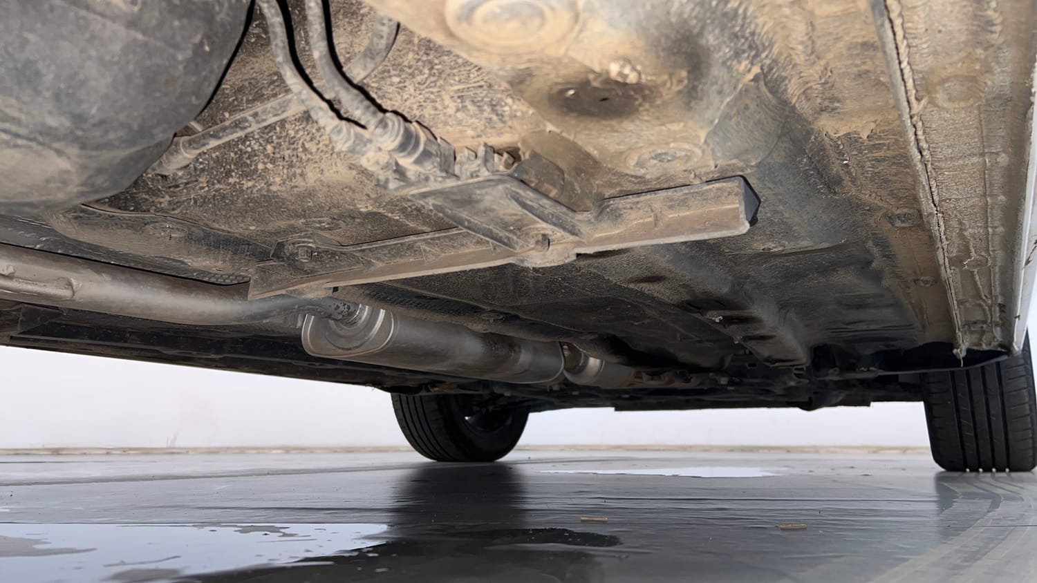 Used 2024 Skoda Slavia Style 1.5L TSI DSG Petrol Automatic extra REAR RIGHT UNDERBODY VIEW