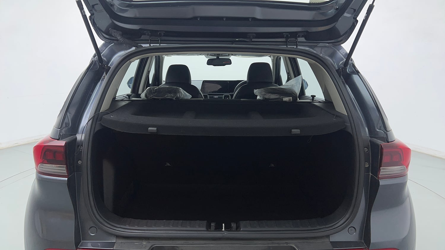 Used 2022 Kia Sonet GTX Plus 1.0 DCT Petrol Automatic interior DICKY INSIDE VIEW