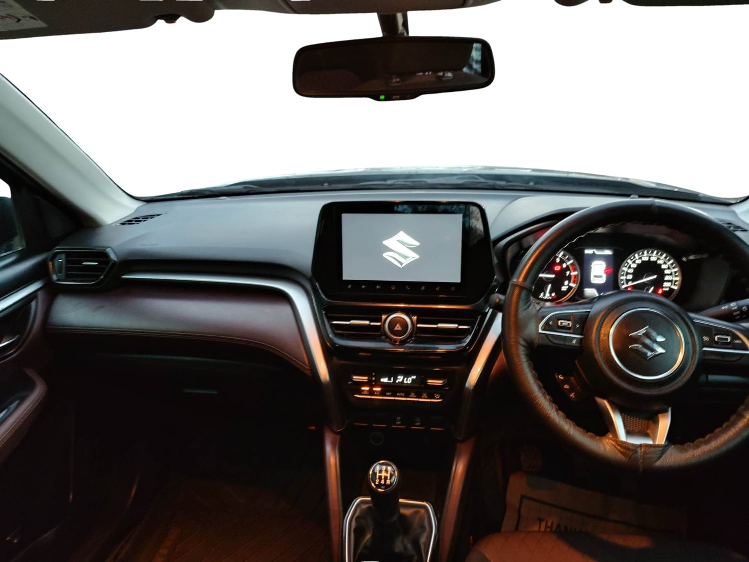 Used 2023 Maruti Suzuki Grand Vitara Zeta Smart Hybrid Petrol Manual interior DASHBOARD VIEW