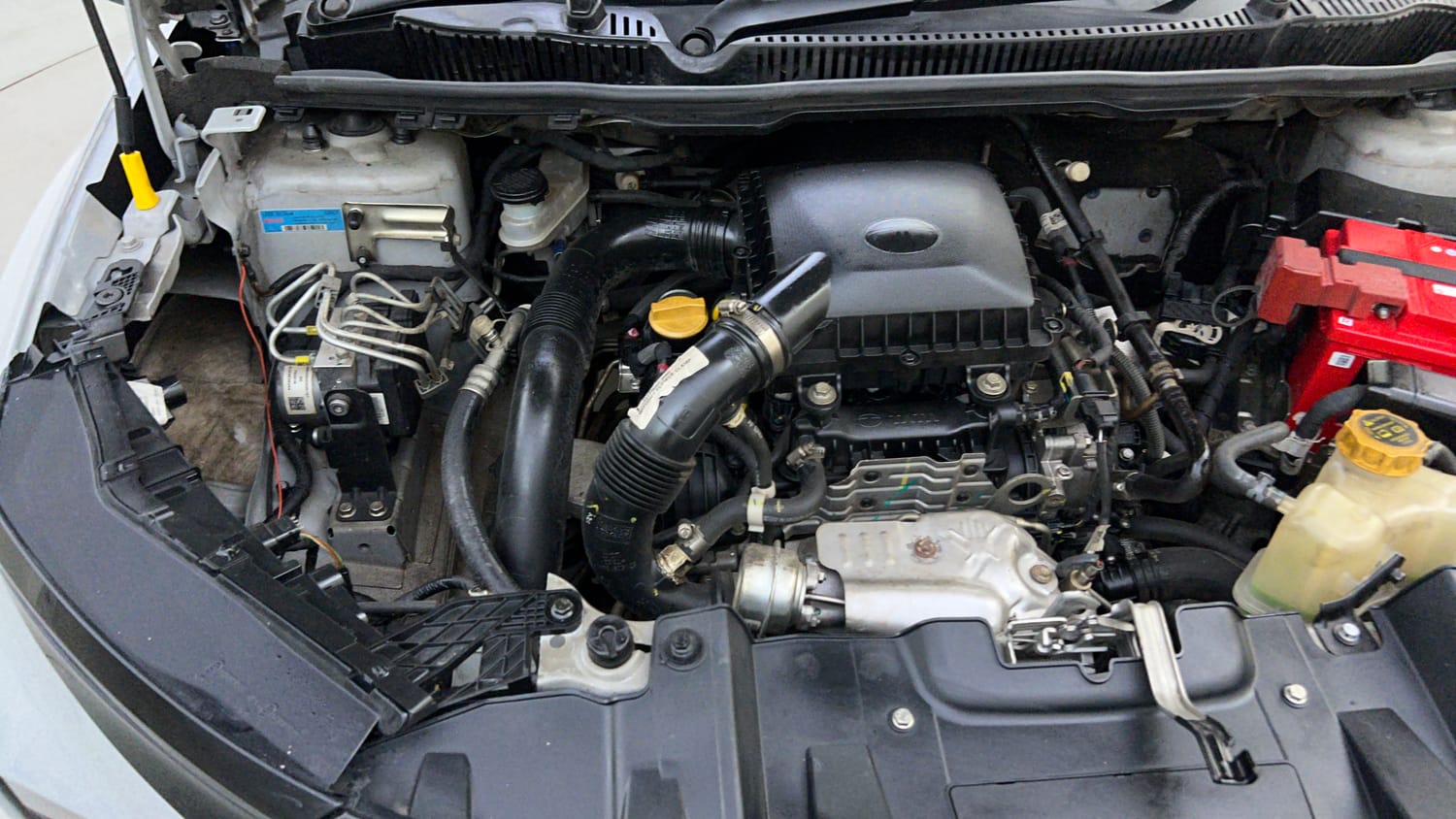 Used 2024 Tata Nexon Pure 1.2 Revotron Petrol 6MT Petrol Manual engine ENGINE RIGHT SIDE VIEW