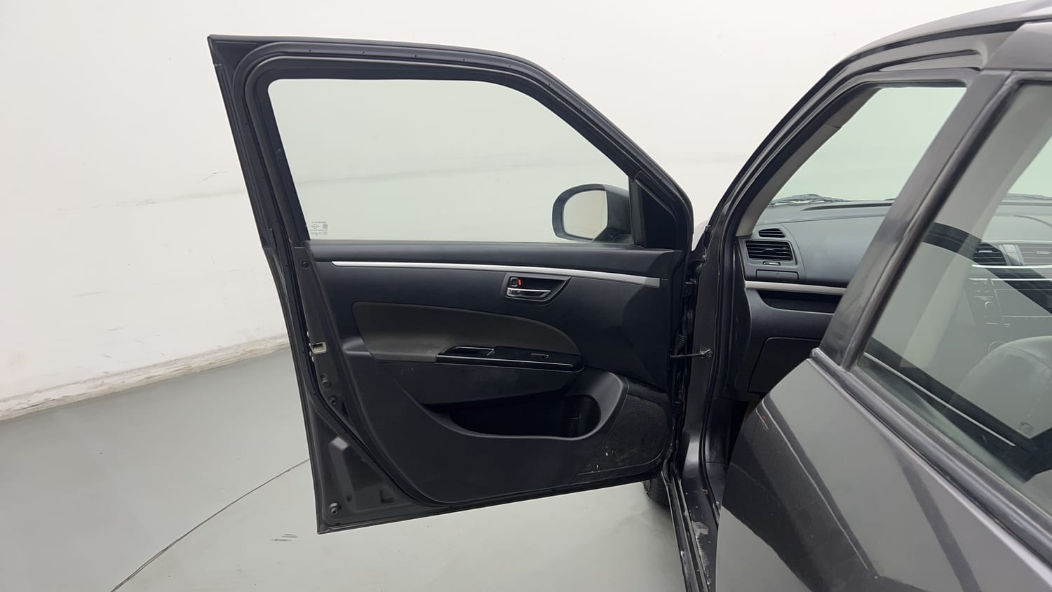 Used 2015 Maruti Suzuki Swift VXi Petrol Manual interior LEFT FRONT DOOR OPEN VIEW