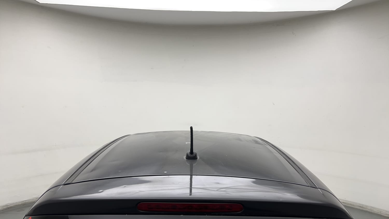 Used 2015 Maruti Suzuki Swift VXi Petrol Manual exterior EXTERIOR ROOF VIEW