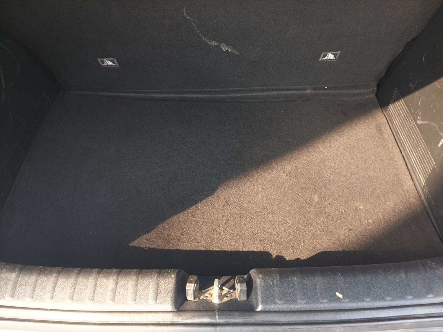 Used 2020 Kia Sonet GTX Plus 1.5 Diesel Manual interior DICKY INSIDE VIEW
