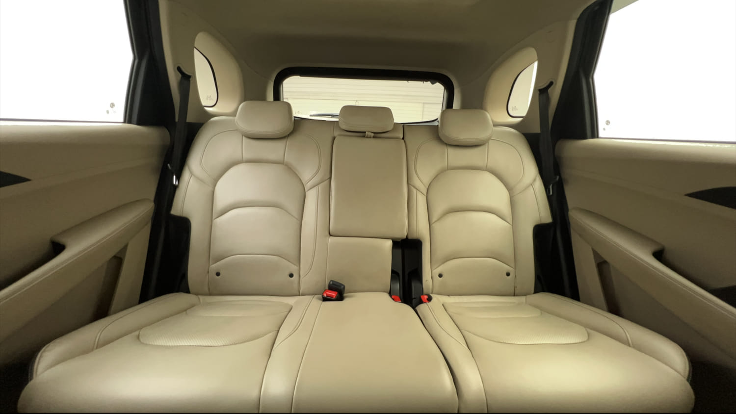 Used 2021 MG Motors Hector Sharp 1.5 Petrol Turbo DCT Petrol Automatic interior REAR SEAT CONDITION VIEW