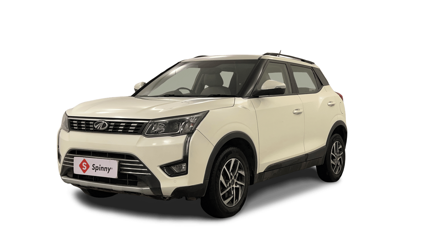Used 2022 Mahindra XUV 300 W8 (O) 1.5 Diesel AMT Diesel Automatic Image